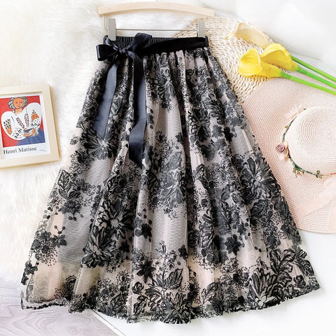 Vintage Heavy Industry Sequined Embroidered Mesh Skirts for 2023 Fashion Womens High Waist Tie Up Midi Fluffy Long Black Skirt